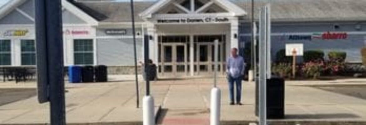 I-95 Darien SB Service Plaza